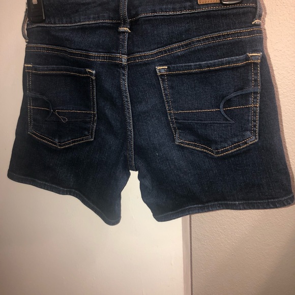 American Eagle Outfitters Denim Jean Short, size 0 - Picture 2 of 3